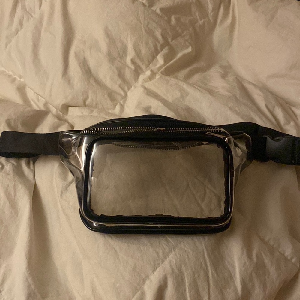 Forever21 Clear fanny pack